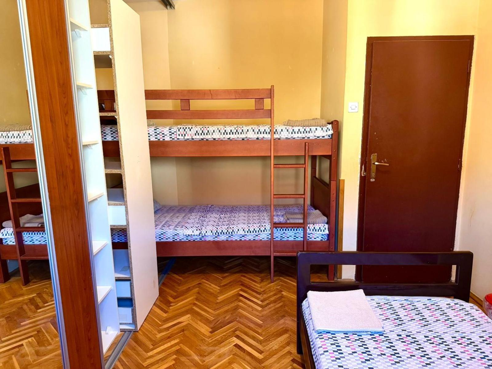 Kotorhostelito Kültér fotó