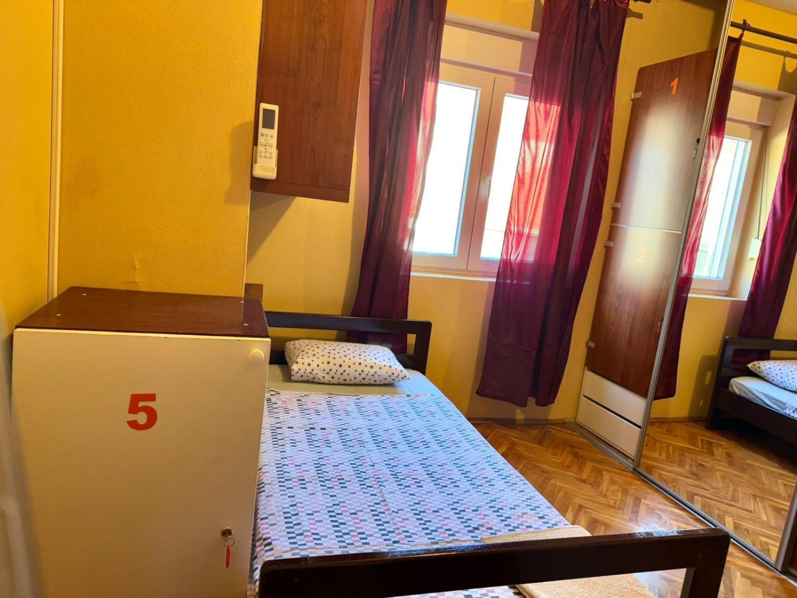 Kotorhostelito Kültér fotó